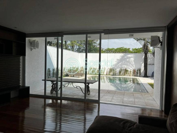 Imagem Casa com 3 Quartos à Venda ou Locação, 1.120 m² em Jardim América - São Paulo Imagem Casa com 3 Quartos à Venda ou Locação, 1.120 m² em Jardim América - São Paulo
