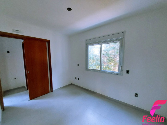 Imagem Casa com 3 Quartos à Venda, 127 m² em Campeche - Florianópolis