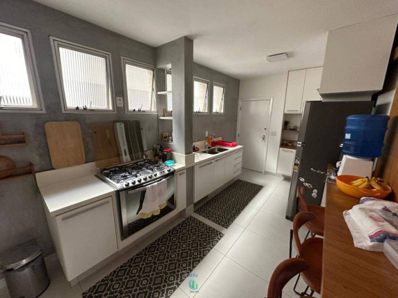 Imagem Apartamento com 3 Quartos à Venda, 147 m² Imagem Apartamento com 3 Quartos à Venda, 147 m²
