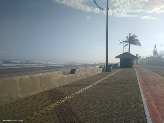 Imagem Casa com 3 Quartos à Venda, em Jussara - Mongaguá Imagem Casa com 3 Quartos à Venda, em Jussara - Mongaguá