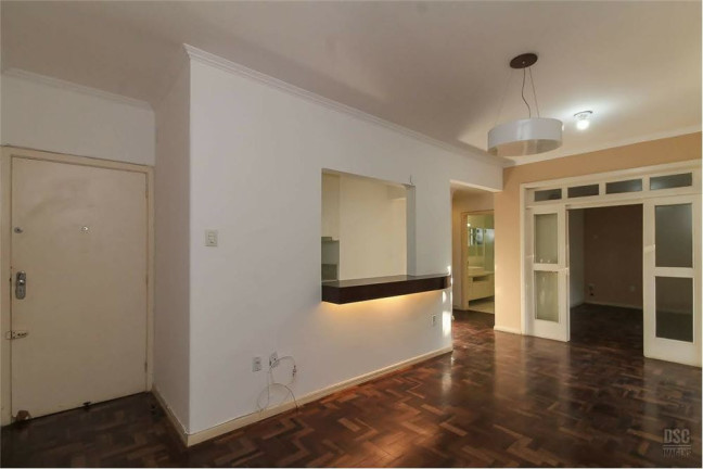 Imagem Imóvel com 2 Quartos à Venda, em Moinhos De Vento - Porto Alegre Imagem Imóvel com 2 Quartos à Venda, em Moinhos De Vento - Porto Alegre