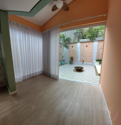 Imagem Casa com 3 Quartos à Venda, 460 m² em Arujá Country Club - Arujá Imagem Casa com 3 Quartos à Venda, 460 m² em Arujá Country Club - Arujá