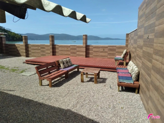 Imagem Casa com 3 Quartos à Venda, 100 m² em Pedra Branca - Palhoça Imagem Casa com 3 Quartos à Venda, 100 m² em Pedra Branca - Palhoça