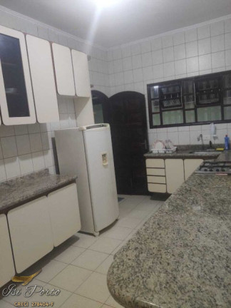 Imagem Casa com 5 Quartos à Venda,  em 14 - Praia Grande 