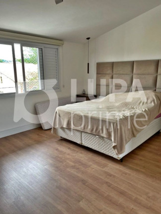 Imagem Casa com 3 Quartos à Venda, 360 m² em Tucuruvi - São Paulo Imagem Casa com 3 Quartos à Venda, 360 m² em Tucuruvi - São Paulo