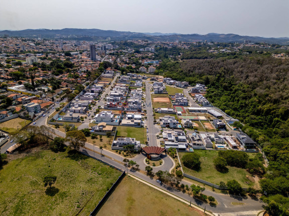 Imagem Casa com 3 Quartos à Venda, 291 m² em Itapetinga - Atibaia Imagem Casa com 3 Quartos à Venda, 291 m² em Itapetinga - Atibaia