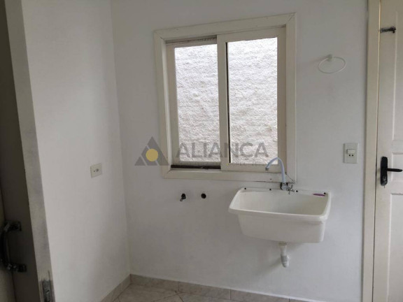 Imagem Casa com 3 Quartos para Alugar,  em Centro - Navegantes