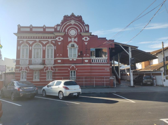 Imagem Imóvel com 5 Quartos à Venda, 300 m² em Centro - Joinville