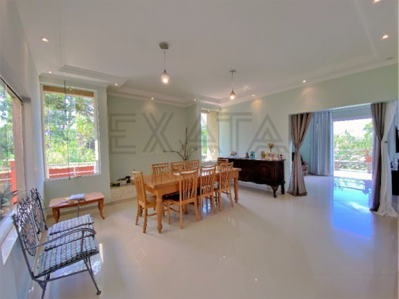 Imagem Casa com 5 Quartos à Venda, 445 m² em Vila Hortência - Cotia Imagem Casa com 5 Quartos à Venda, 445 m² em Vila Hortência - Cotia
