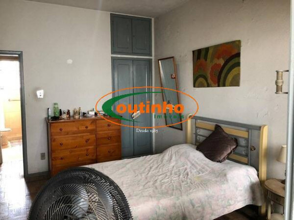 Imagem Casa com 6 Quartos à Venda, 367 m² em Tijuca - Rio De Janeiro Imagem Casa com 6 Quartos à Venda, 367 m² em Tijuca - Rio De Janeiro