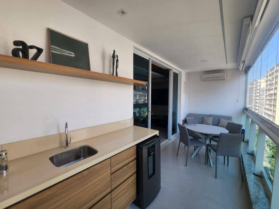 Imagem Apartamento com 3 Quartos à Venda, 130 m² em Icaraí - Niterói Imagem Apartamento com 3 Quartos à Venda, 130 m² em Icaraí - Niterói