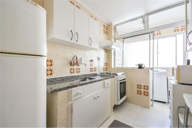 Imagem Imóvel com 1 Quarto à Venda, em Pinheiros - São Paulo Imagem Imóvel com 1 Quarto à Venda, em Pinheiros - São Paulo