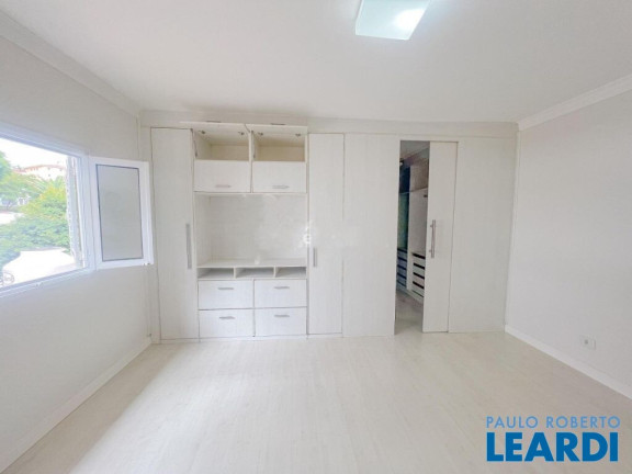 Imagem Sobrado com 4 Quartos à Venda, 300 m² em Vila Valparaíso - Santo André Imagem Sobrado com 4 Quartos à Venda, 300 m² em Vila Valparaíso - Santo André