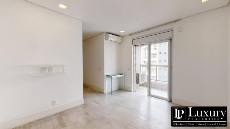 Imagem Apartamento com 2 Quartos à Venda, 151 m² em Vila Nova Conceição - São Paulo