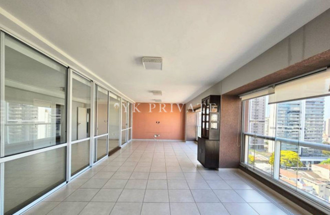 Apartamento com 3 Quartos à Venda, 161 m² em Vila Romana - São Paulo