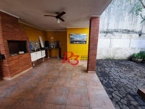 Imagem Casa com 5 Quartos à Venda, 300 m² em Gonzaga - Santos Imagem Casa com 5 Quartos à Venda, 300 m² em Gonzaga - Santos