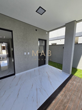 Imagem Casa com 3 Quartos à Venda, 206 m² em Ingleses Do Rio Vermelho - Florianópolis