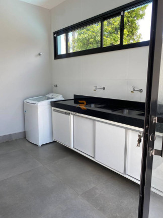 Imagem Casa com 4 Quartos à Venda, 500 m² em Centro - Lagoa Santa Imagem Casa com 4 Quartos à Venda, 500 m² em Centro - Lagoa Santa
