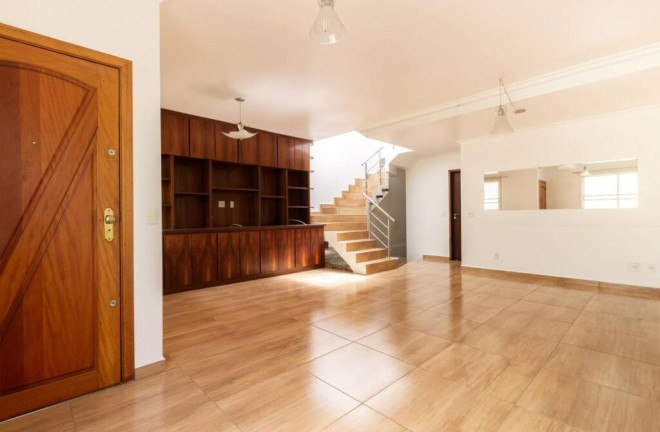 Casa com 3 Quartos à Venda,  em Saúde - São Paulo