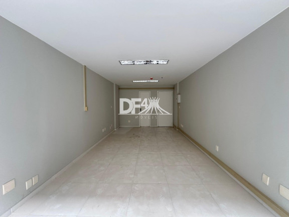 Imagem Sala Comercial para Alugar, 33 m² em Asa Sul - Brasília Imagem Sala Comercial para Alugar, 33 m² em Asa Sul - Brasília