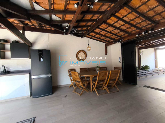 Imagem Casa com 3 Quartos à Venda, 277 m² em Canto Do Forte - Praia Grande Imagem Casa com 3 Quartos à Venda, 277 m² em Canto Do Forte - Praia Grande