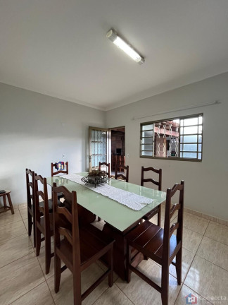 Imagem Casa com 3 Quartos à Venda, 308 m² em Alto Limoeiro - Patos De Minas
