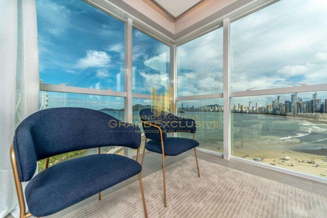 Imagem Apartamento com 4 Quartos à Venda, 283 m² em Centro - Balneário Camboriú Imagem Apartamento com 4 Quartos à Venda, 283 m² em Centro - Balneário Camboriú