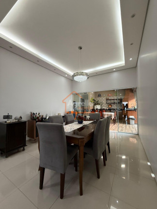 Imagem Casa com 3 Quartos à Venda, 200 m² em Loteamento Morro Amarelo - Mogi Guaçu Imagem Casa com 3 Quartos à Venda, 200 m² em Loteamento Morro Amarelo - Mogi Guaçu