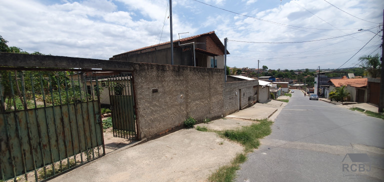 Imagem Casa com 4 Quartos à Venda, em Novo Retiro - Esmeraldas Imagem Casa com 4 Quartos à Venda, em Novo Retiro - Esmeraldas