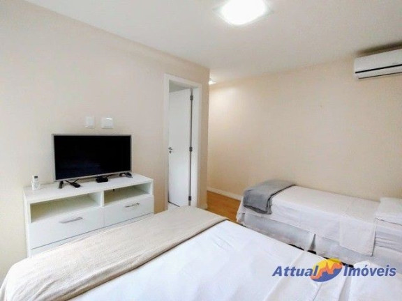 Imagem Casa com 3 Quartos à Venda, 262 m² em Vargem Grande - Teresópolis