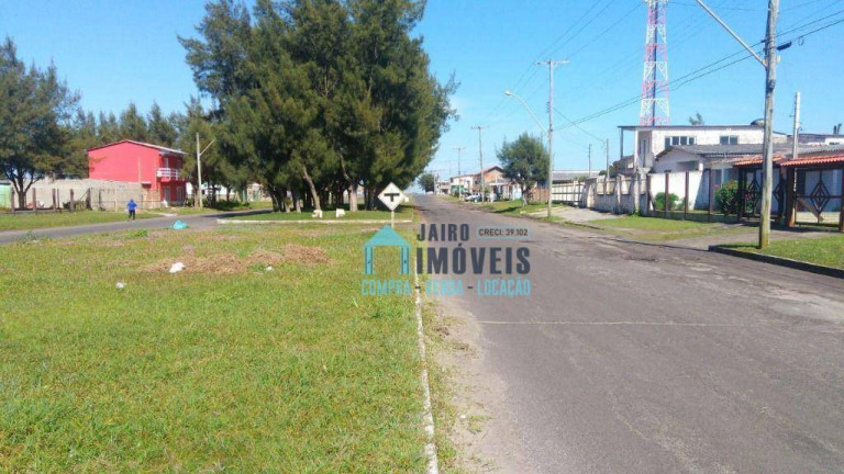 Imagem Casa com 4 Quartos à Venda, 450 m² em Centro - Balneário Pinhal Imagem Casa com 4 Quartos à Venda, 450 m² em Centro - Balneário Pinhal