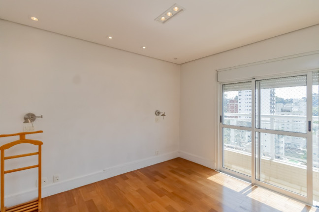 Imagem Apartamento com 3 Quartos à Venda, 184 m² em Real Parque - São Paulo Imagem Apartamento com 3 Quartos à Venda, 184 m² em Real Parque - São Paulo