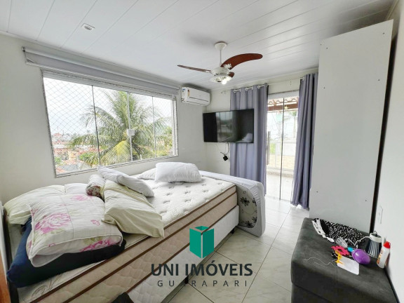 Imagem Casa com 4 Quartos à Venda,  em Setiba - Guarapari