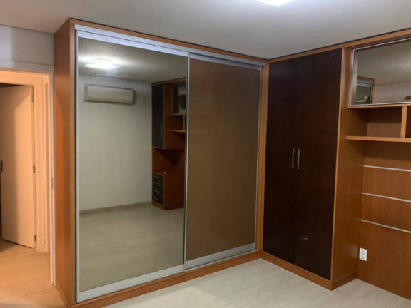 Imagem Casa com 3 Quartos à Venda, em Canoas Imagem Casa com 3 Quartos à Venda, em Canoas