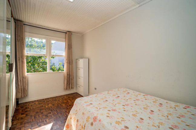Imagem Casa com 3 Quartos à Venda, 173 m² em Seminário - Curitiba Imagem Casa com 3 Quartos à Venda, 173 m² em Seminário - Curitiba
