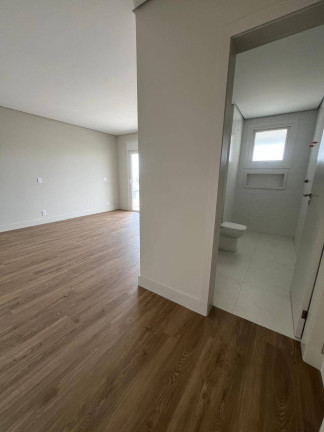 Imagem Casa com 3 Quartos à Venda, 296 m² em Pedra Branca - Palhoça Imagem Casa com 3 Quartos à Venda, 296 m² em Pedra Branca - Palhoça