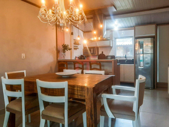 Imagem Casa com 3 Quartos à Venda, em Capão Da Canoa Imagem Casa com 3 Quartos à Venda, em Capão Da Canoa
