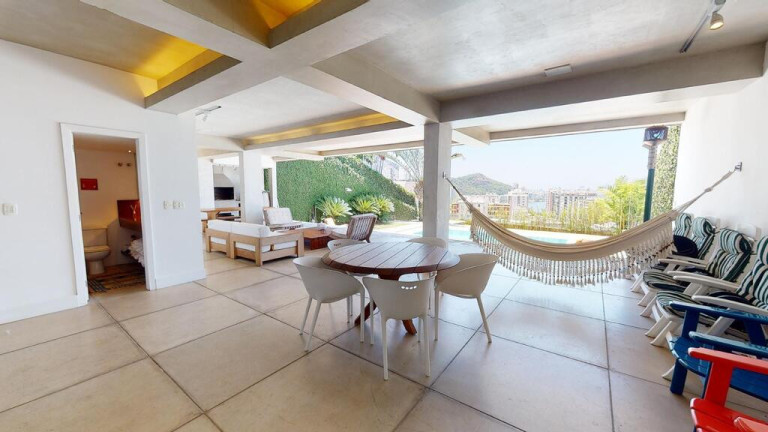 Imagem Casa com 4 Quartos à Venda, em Jardim Botânico - Rio De Janeiro Imagem Casa com 4 Quartos à Venda, em Jardim Botânico - Rio De Janeiro