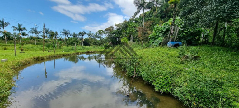 Imagem Chácara com 2 Quartos à Venda, 314 m² em Jardim Aguapeú - Itanhaém
