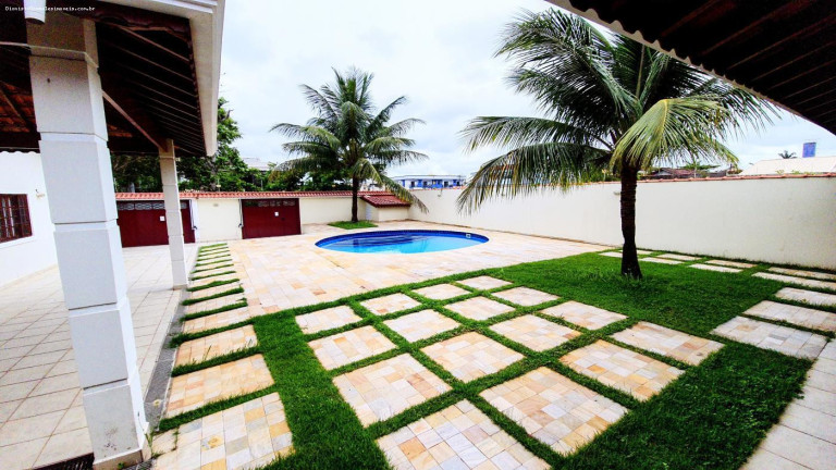 Imagem Casa com 3 Quartos à Venda, 292 m² em Cidade Nova Peruíbe - Peruíbe