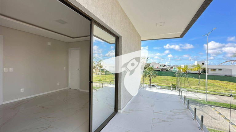 Imagem Casa com 4 Quartos à Venda, 267 m² em Eusébio - Eusébio