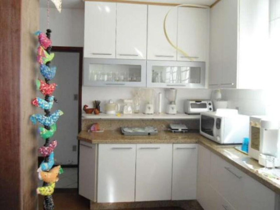 Imagem Casa com 4 Quartos à Venda, em Itaigara - Salvador Imagem Casa com 4 Quartos à Venda, em Itaigara - Salvador