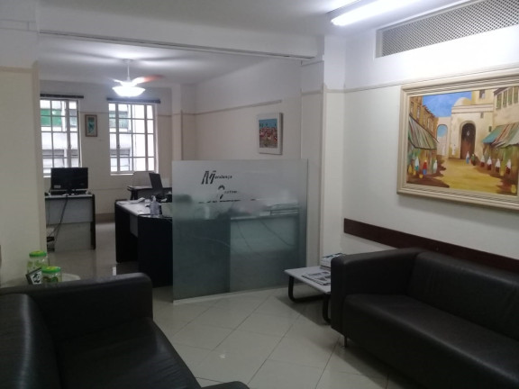 Sala Comercial à Venda, 140 m² em Sé - São Paulo