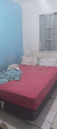 Imagem Casa com 2 Quartos à Venda, 200 m² em Parque Residencial Valle Verde - Araraquara Imagem Casa com 2 Quartos à Venda, 200 m² em Parque Residencial Valle Verde - Araraquara
