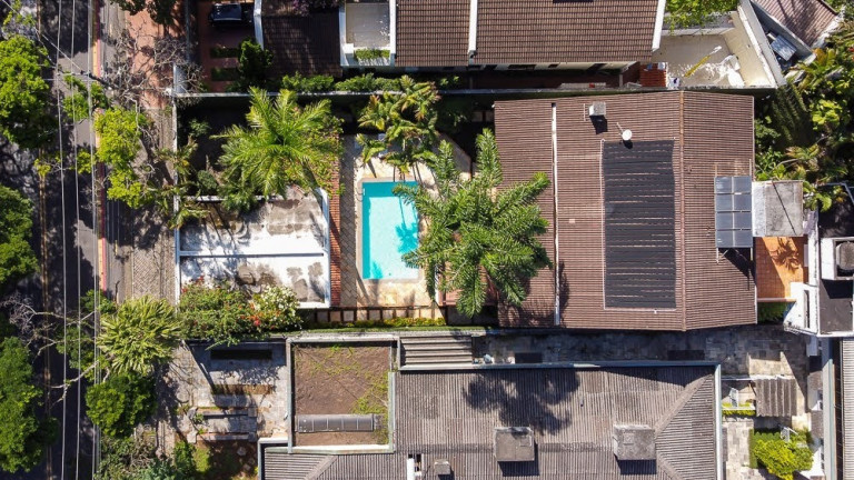 Imagem Casa com 4 Quartos à Venda, 558 m² em Alto De Pinheiros - São Paulo