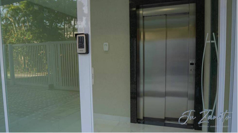 Imagem Apartamento com 3 Quartos à Venda, 183 m² em Caiobá - Matinhos Imagem Apartamento com 3 Quartos à Venda, 183 m² em Caiobá - Matinhos