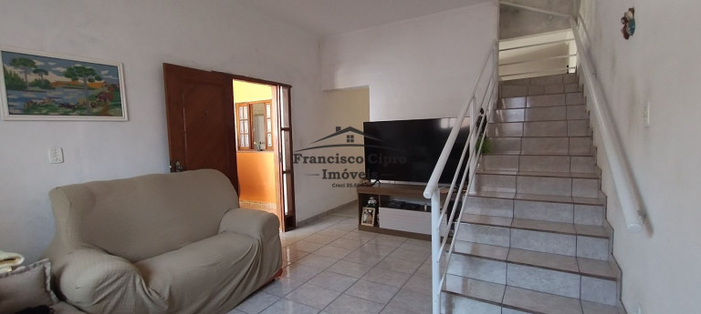 Imagem Sobrado com 2 Quartos à Venda, 180 m² em Cohab - Guaratinguetá Imagem Sobrado com 2 Quartos à Venda, 180 m² em Cohab - Guaratinguetá