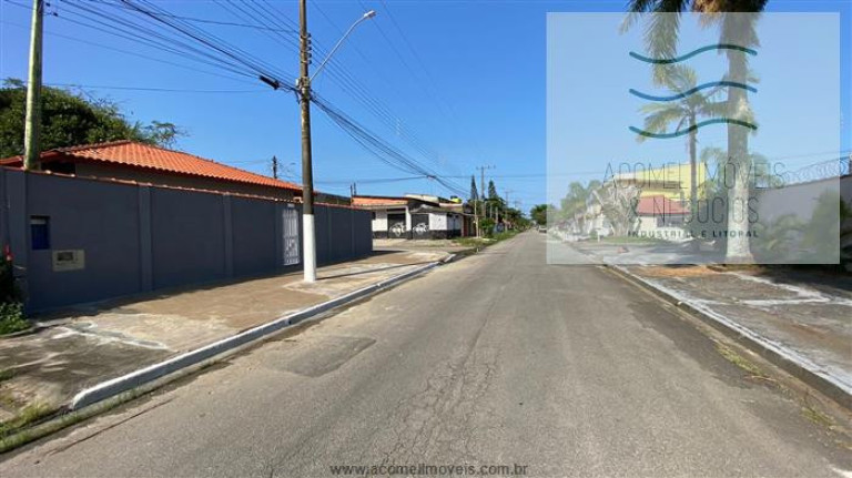 Imagem Casa com 2 Quartos à Venda, 60 m² em Campos Elíseos - Itanhaem Imagem Casa com 2 Quartos à Venda, 60 m² em Campos Elíseos - Itanhaem