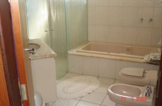 Imagem Imóvel com 4 Quartos à Venda, 380 m² em Vale Do Igapó Iii - Pederneiras Imagem Imóvel com 4 Quartos à Venda, 380 m² em Vale Do Igapó Iii - Pederneiras