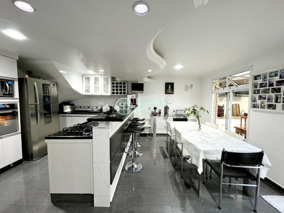 Imagem Casa com 4 Quartos à Venda, 260 m² em Jardim Virginia Bianca - São Paulo Imagem Casa com 4 Quartos à Venda, 260 m² em Jardim Virginia Bianca - São Paulo